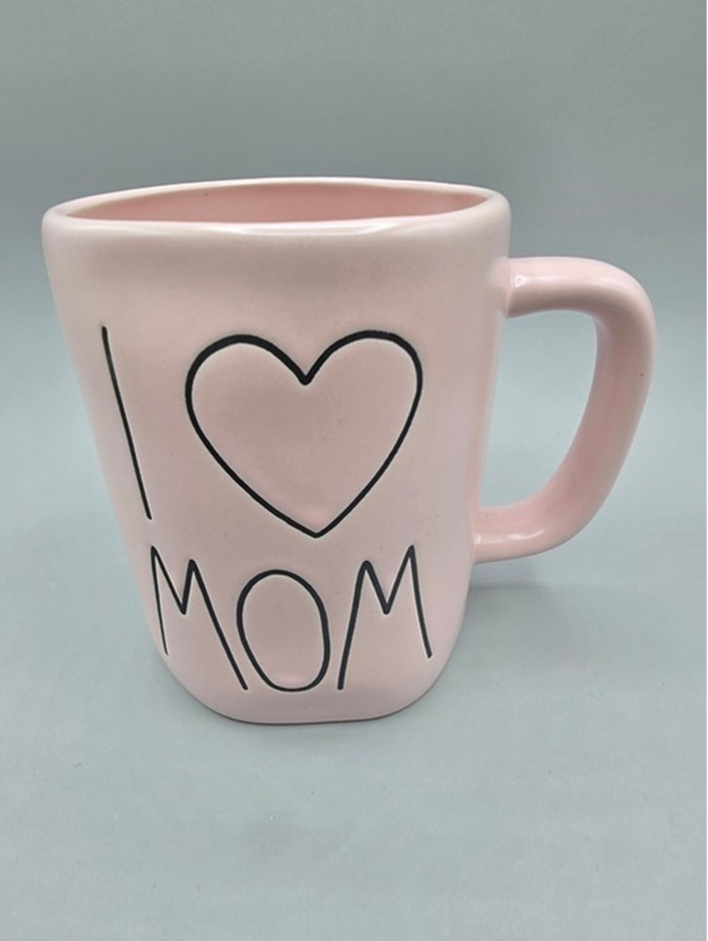 Rae Dunn I HEART MOM Mug